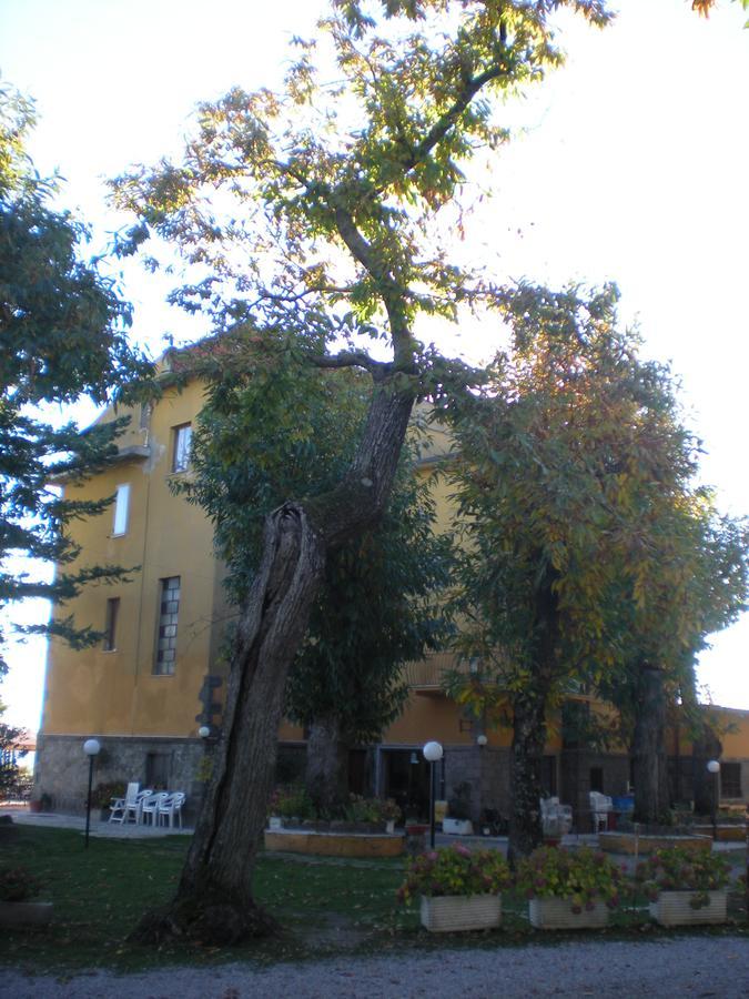 Albergo Ristorante Ragno D'Oro Piancastagnaio Exterior photo